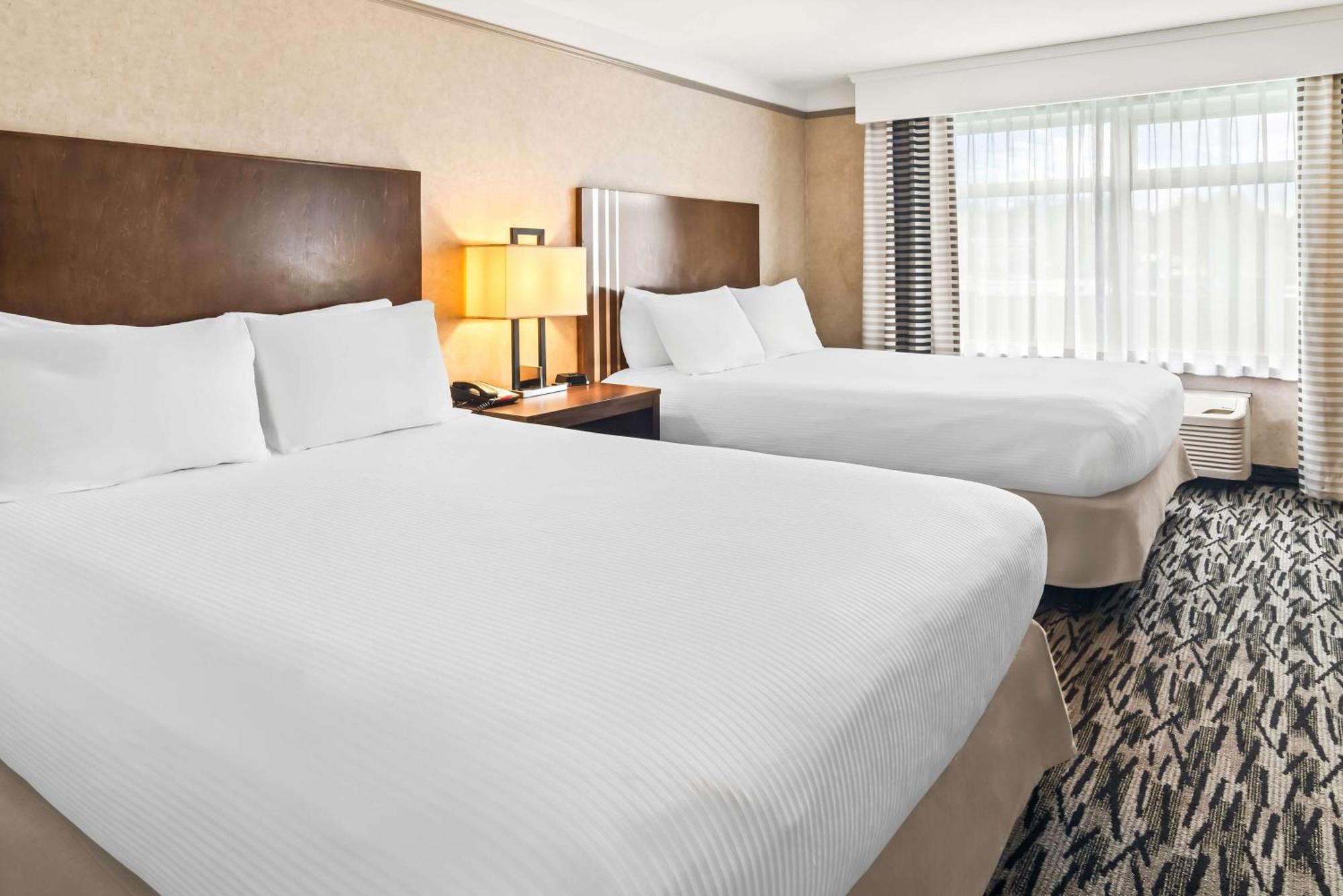 Best Western Plus Pitt Meadows Inn & Suites Exterior foto