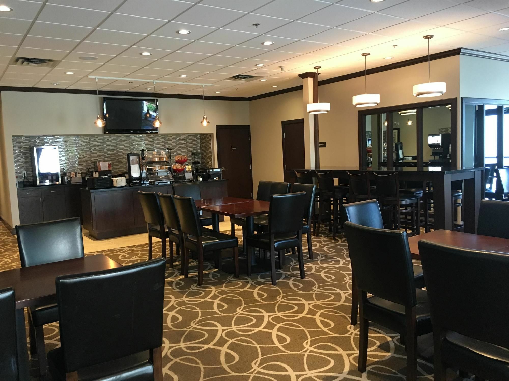 Best Western Plus Pitt Meadows Inn & Suites Exterior foto